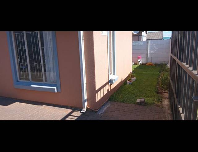 3 BEDROOM HOUSE FOR SALE IN ALBERTSDAL